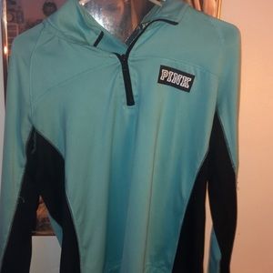 blue sports sweatshirt !